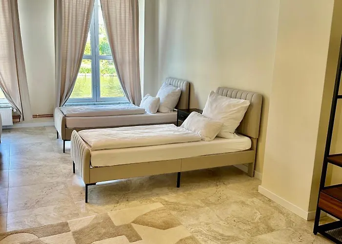 Apartament Sanierte 5 Luxus Standard Auf 350qm *